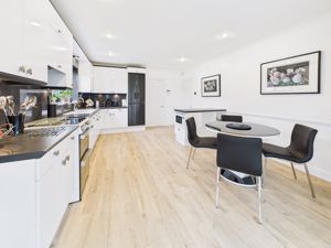 Dining Kitchen- click for photo gallery